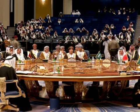 aerial view of shipping lanes highlighting Iran Gulf conflict impact on trade routes