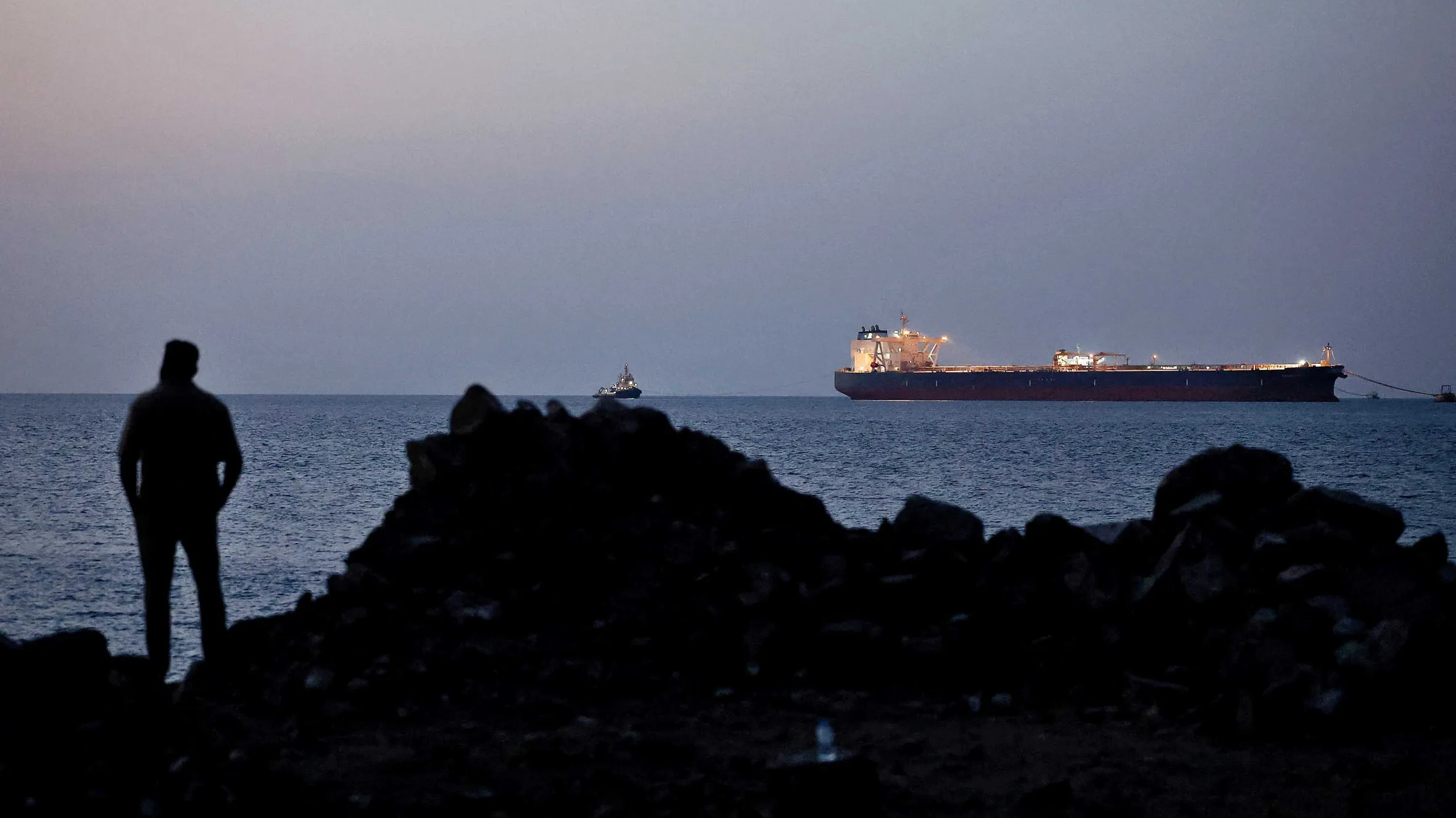 Global Energy Crisis Risk Surges After Top US Official Resigns Amid Iran Tensions 2 Middle East oil routes showing global energy crisis risk escalation