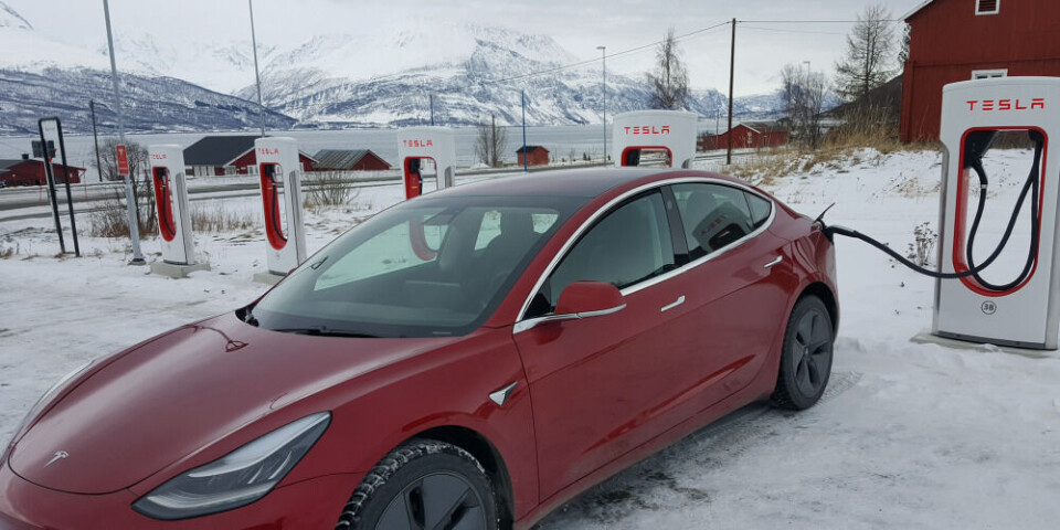 Tesla Norway Sales Growth Surges as EV Demand Rebounds Strongly Oslo 2026 3 Tesla Norway sales growth reflected in increased customer traffic at Tesla showroom in Oslo Norway 2026
