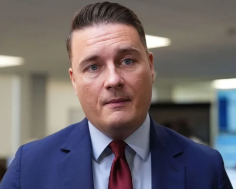 18 Palestinians killed as 46 buildings collapse across Gaza (1)