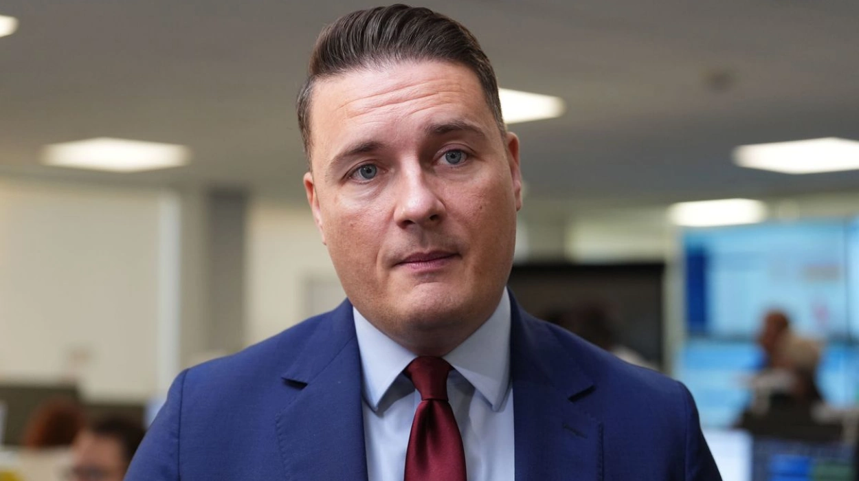 18 Palestinians killed as 46 buildings collapse across Gaza (1)