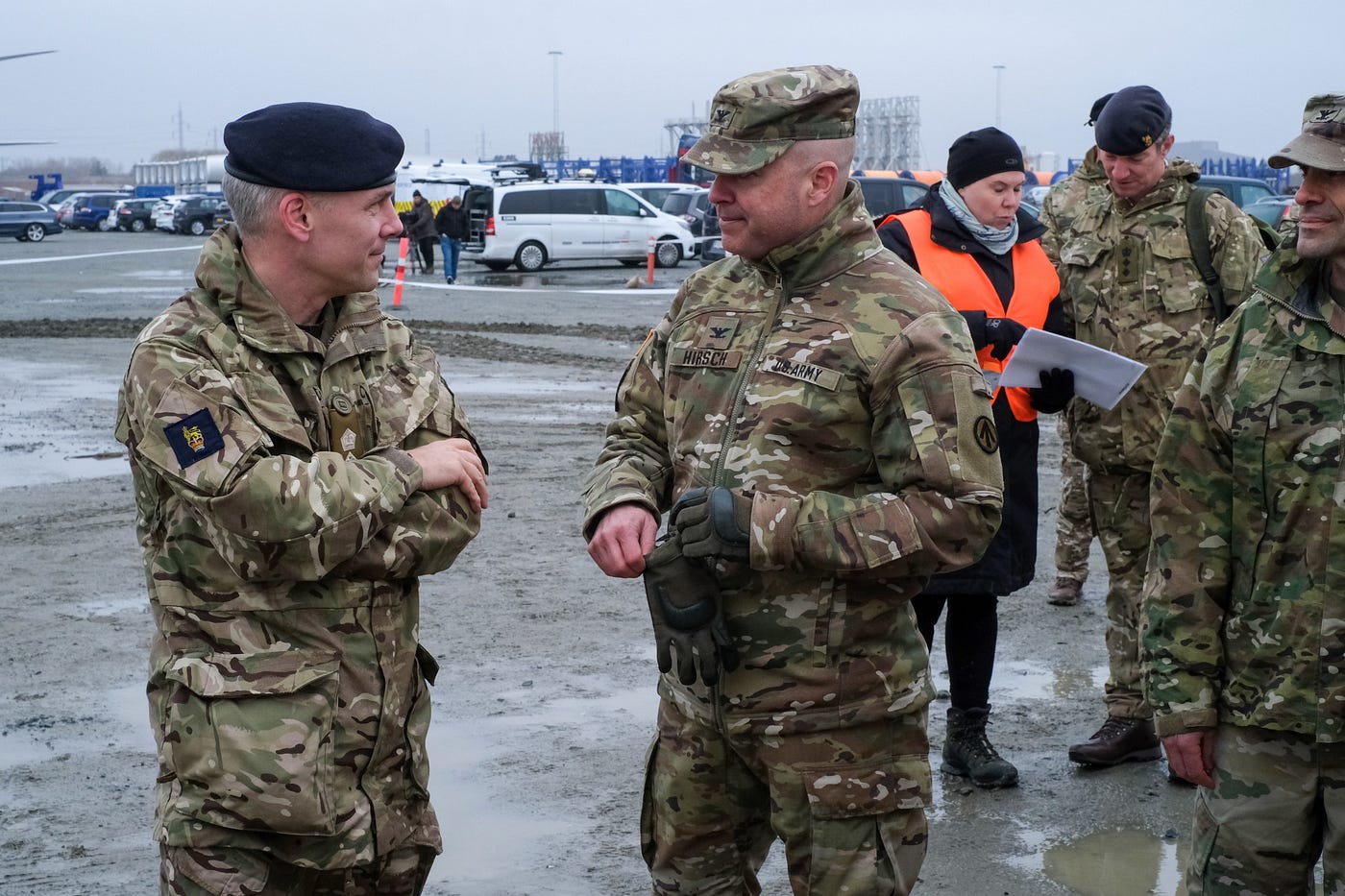 Trump Praises UK Troops Amid Political Backlash London 2026 2 Trump UK troops highlighted alongside British Army soldiers