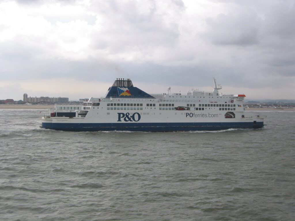 P&O Ferries: rival companies’ executives to meet government officials