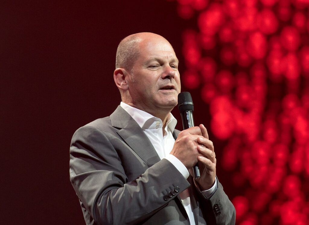 Germany: Chancellor defends the ‘cautious’ stance to the Ukraine war