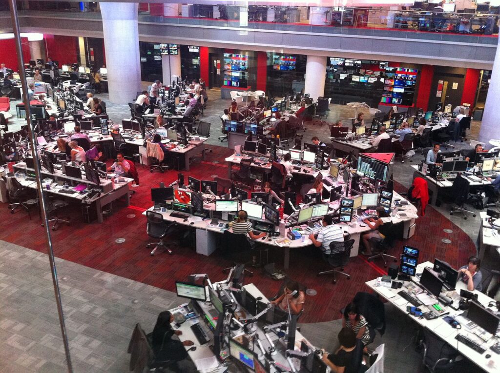 Strike possibility strengthens over plans to shut down BBC News