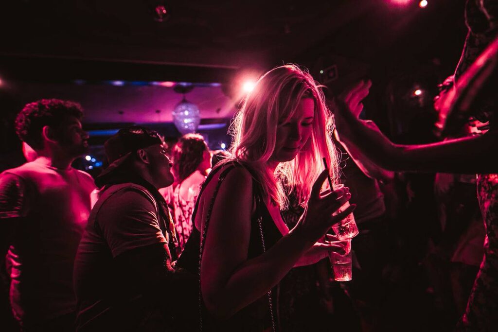 What to Wear For a Night Out in London Parliament Politics Magazine