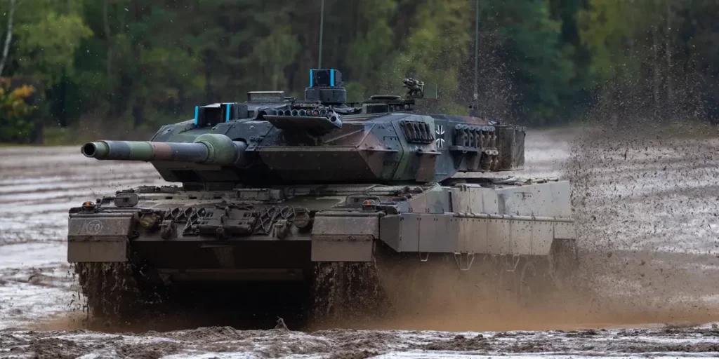 UK to Send Western-Made Tanks To Ukraine