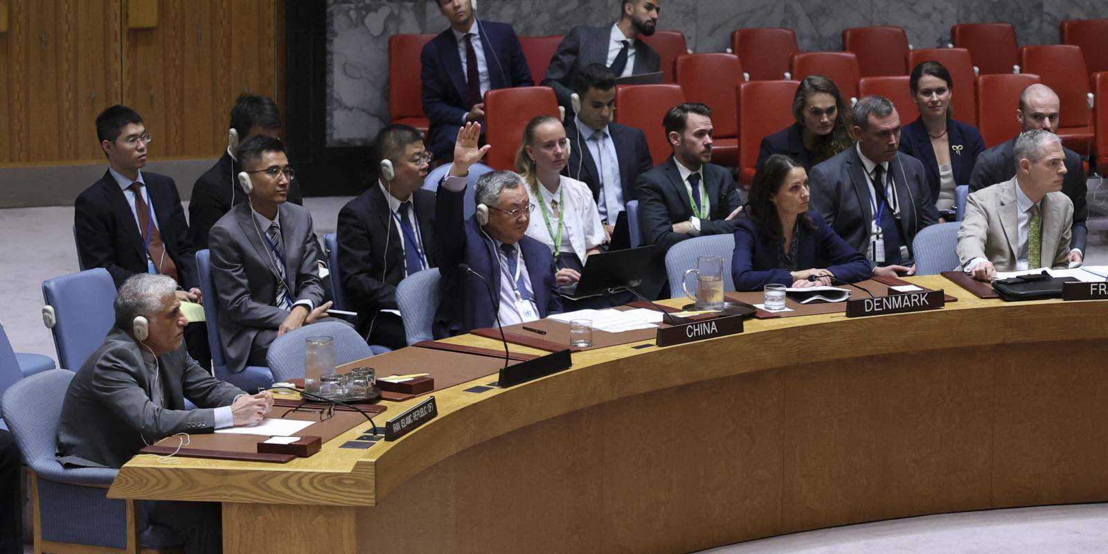 Pakistan Iran mediation talks Islamabad diplomatic meeting