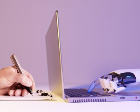 AI workforce disruption affecting employees in digital workplaces