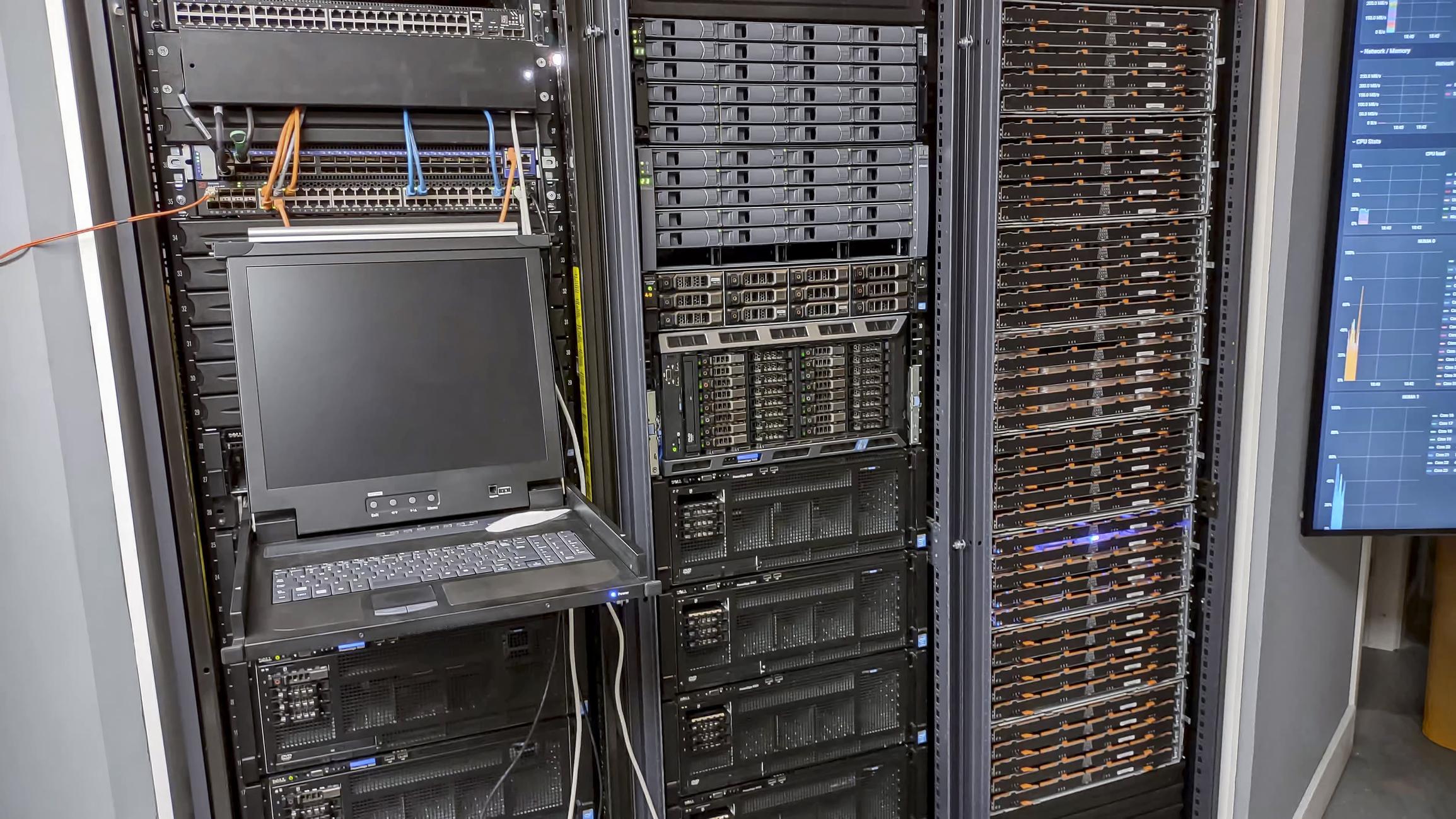 Global cloud computing systems accelerating AI data center growth and digital expansion