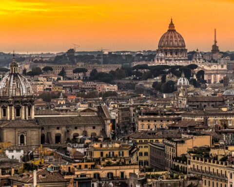 Italy economic growth supported by artificial intelligence investment and productivity improvements