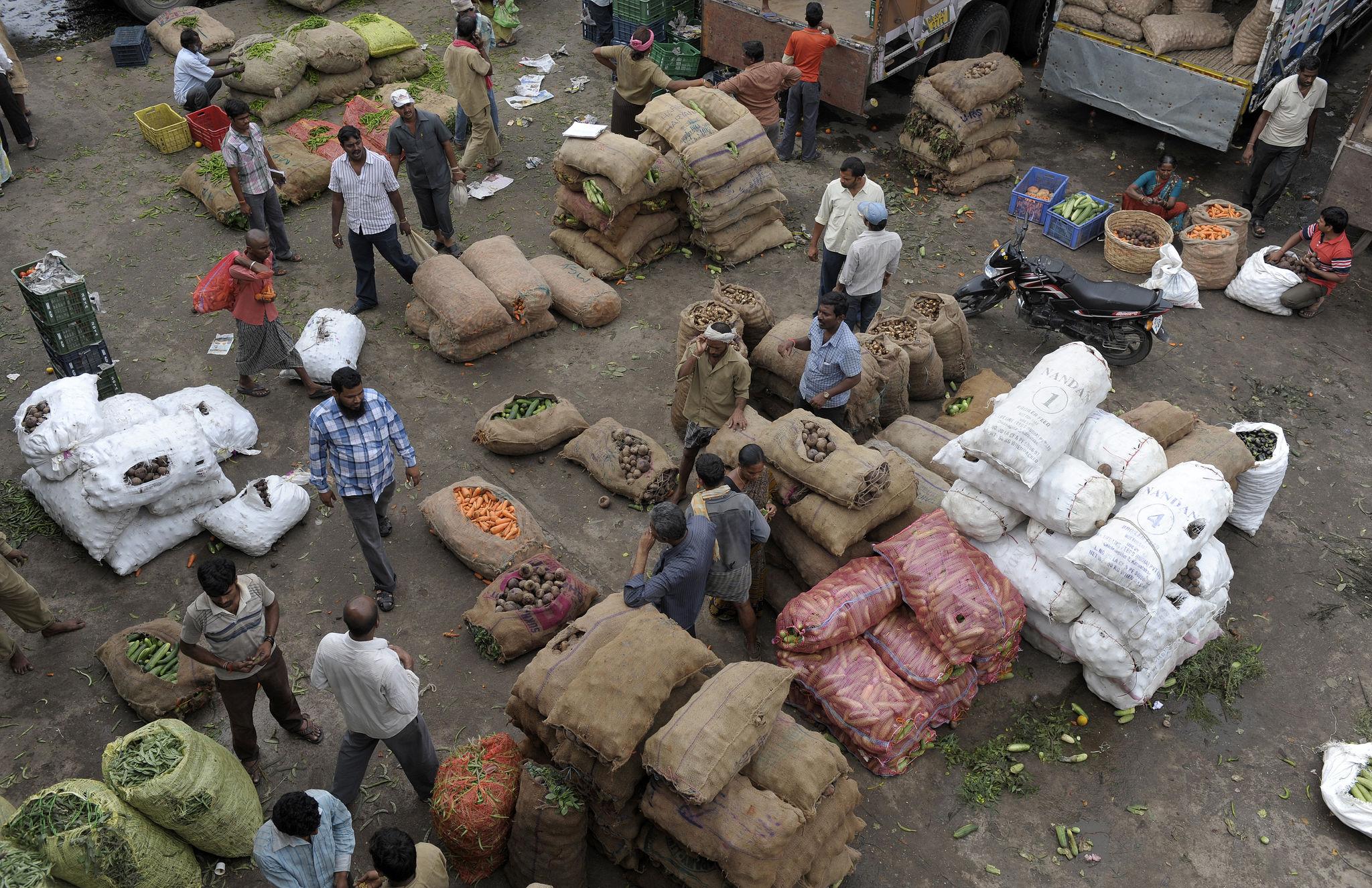 India Warns Rising Fuel Costs and Weak Monsoon Could Push Consumer Prices Higher New Delhi, India 2026 1 Consumer price growth concerns increase in India amid weak monsoon forecasts and rising fuel prices in 2026