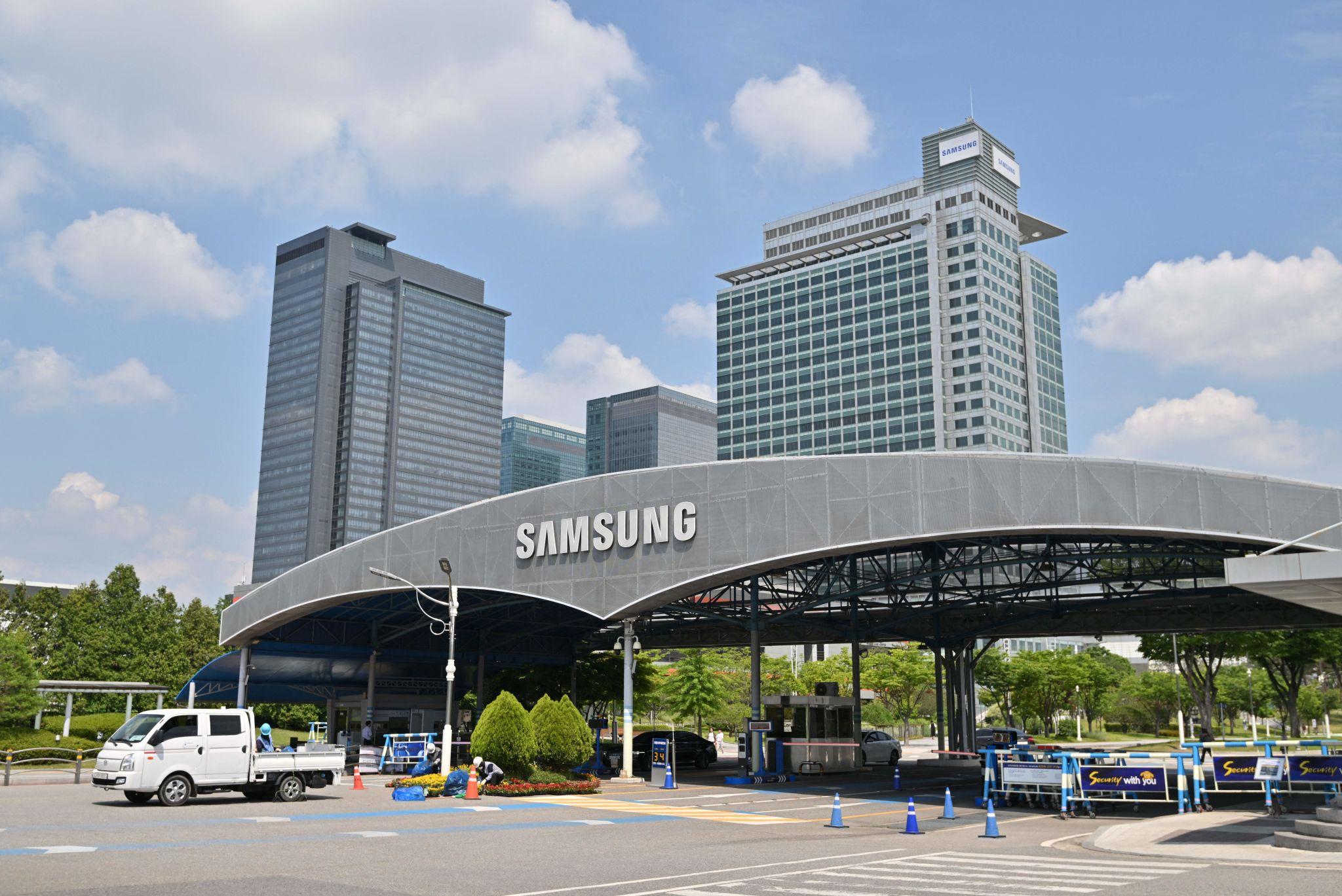 South Korean technology workers connected to Samsung wage negotiations and labor rights concerns