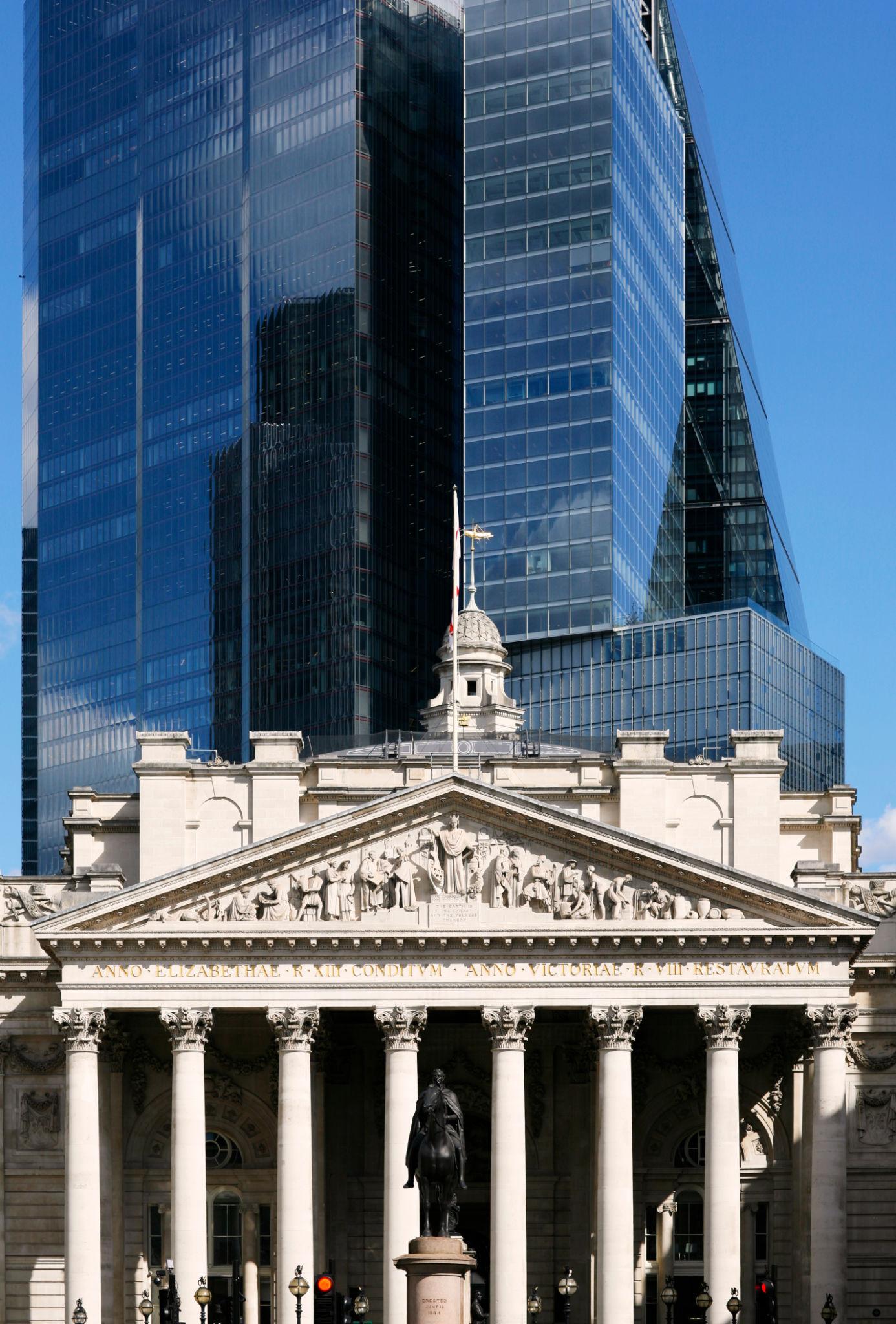 UK inflation news highlighted by Bank of England policy discussions in 2026