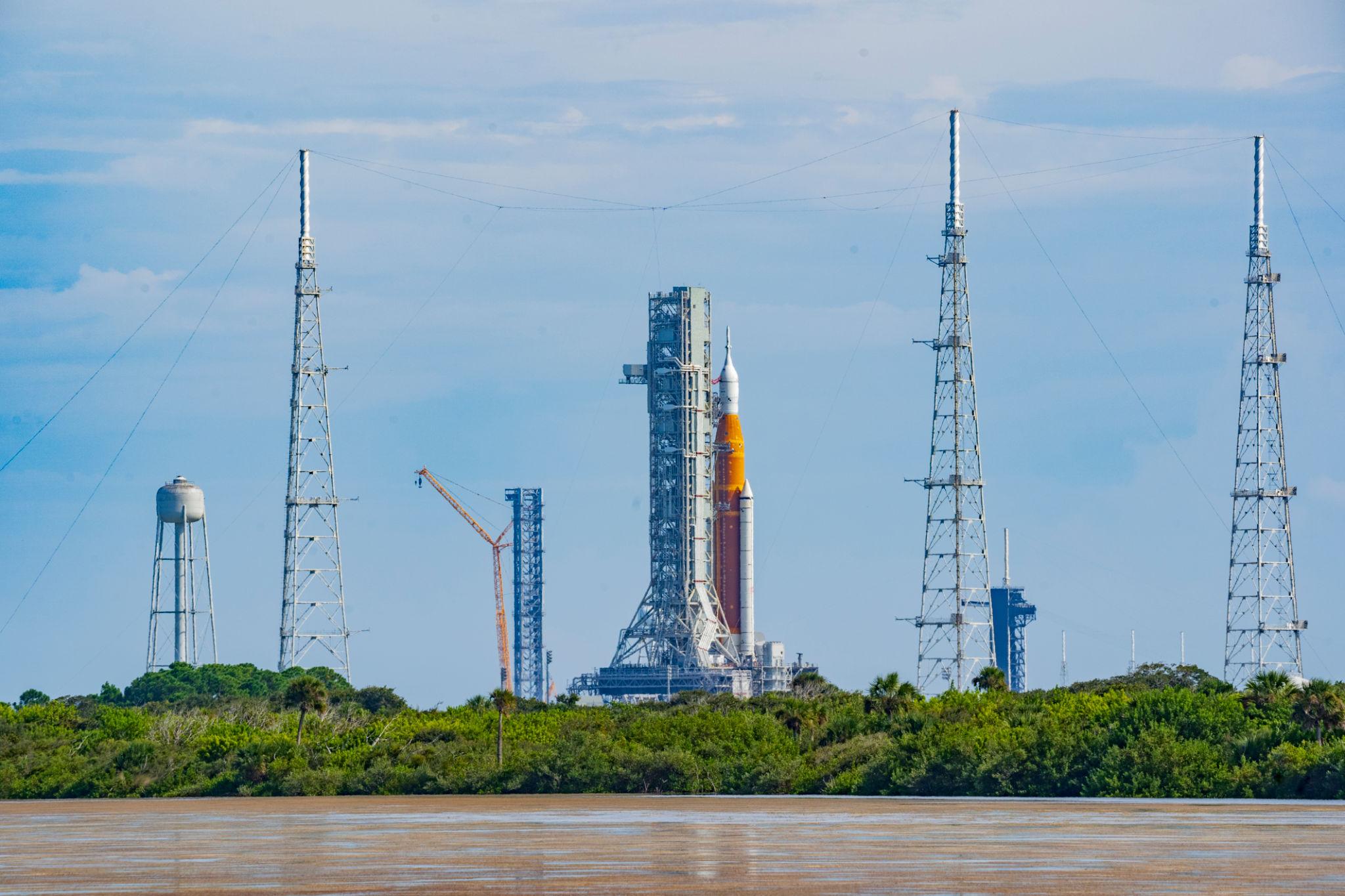 Reusable rocket technology vehicle preparing for commercial space launch mission