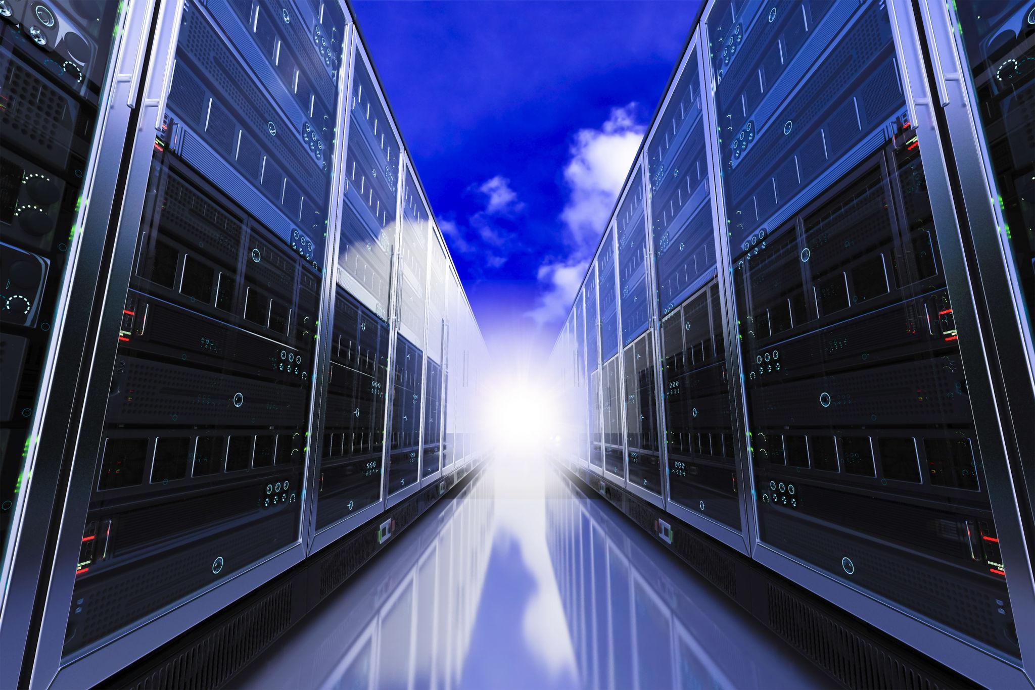 cloud technology trends supporting modern data center expansion and cloud infrastructure investment