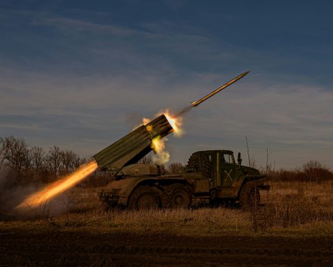 Ukraine requests $20 billion in military funding