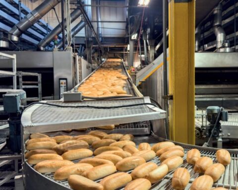 Supply chain challenges contributing to UK factory inflation across manufacturing industries