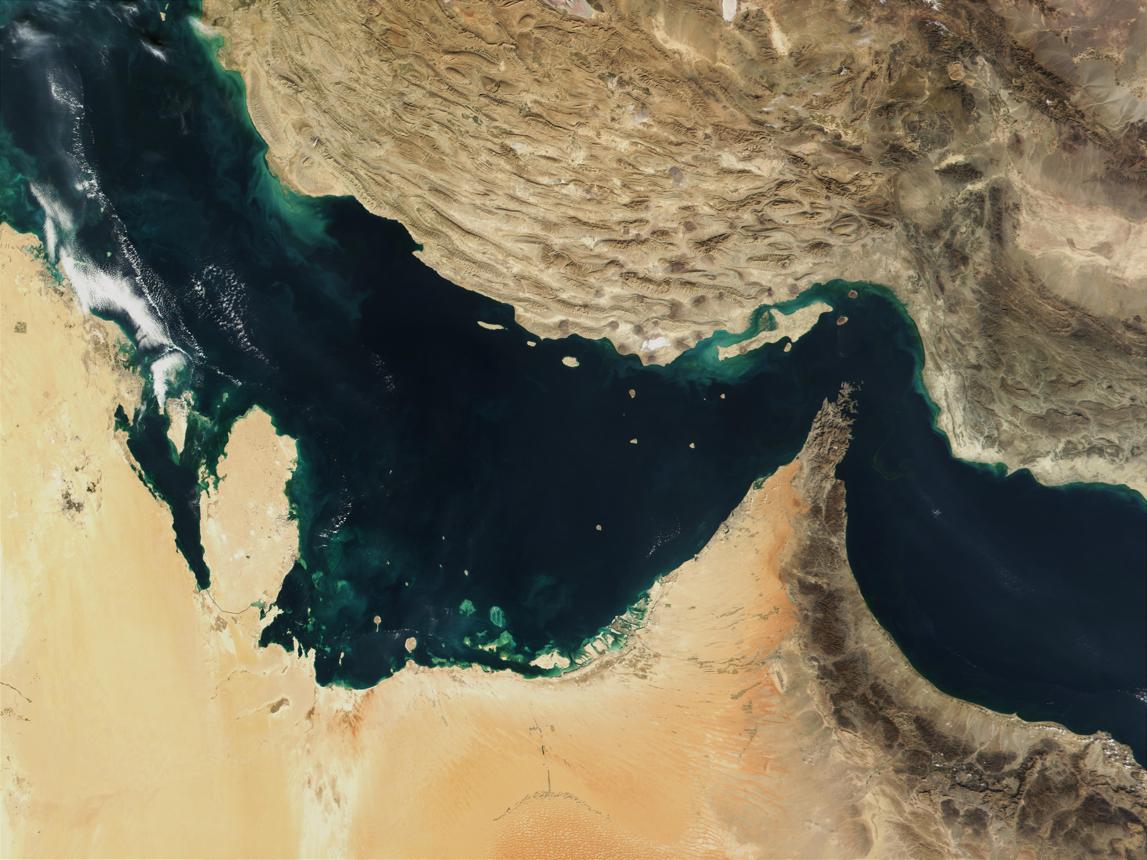 US Military Targets Iranian Sites After Helicopter Incident in Gulf Waters 1 US Strikes Iran after military helicopter incident near the Strait of Hormuz in 2026