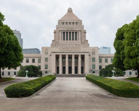 Tokyo skyline highlighting Japan investment strategy in 2026