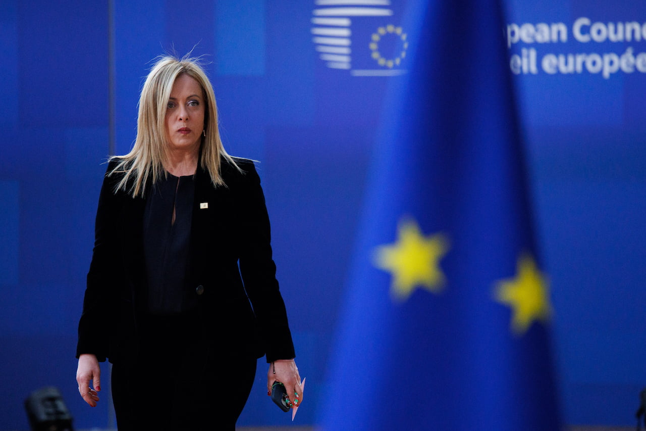 Giorgia Meloni G7 summit photo