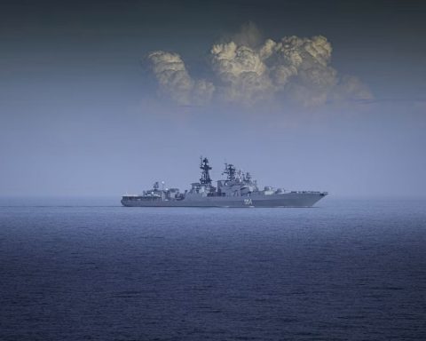 Netherlands redirects frigate to Strait of Hormuz