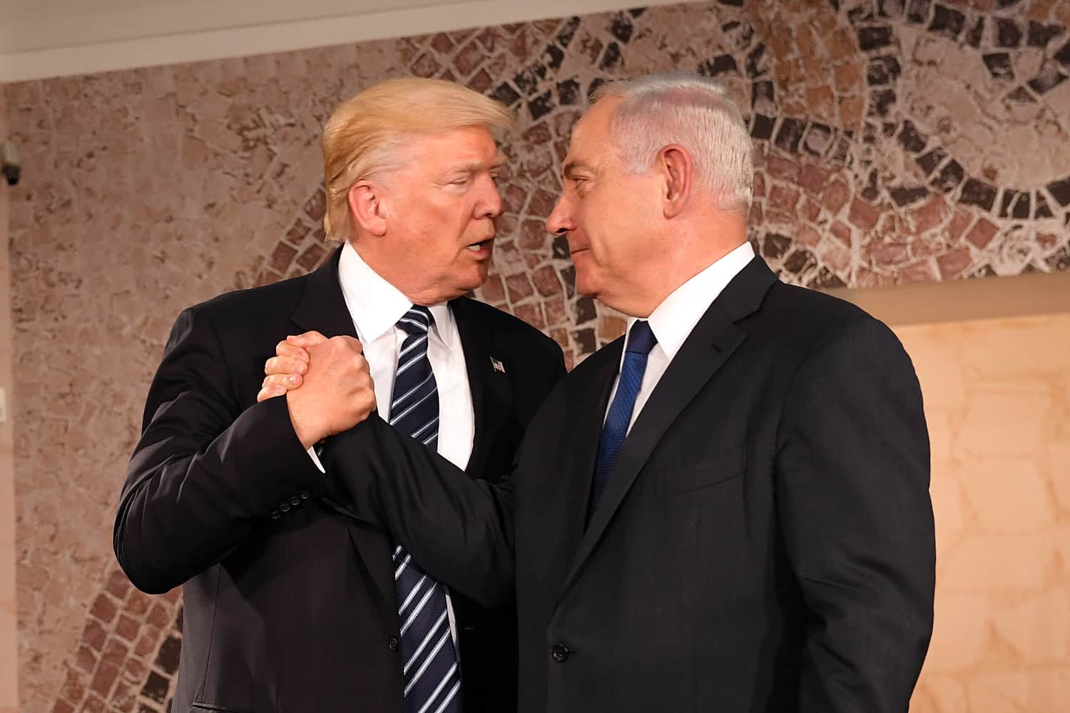 Mike Huckabee defends Trump allies to Israelis anxious over Iran deal