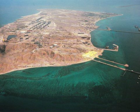 Production of Iranian oil sales under deal
