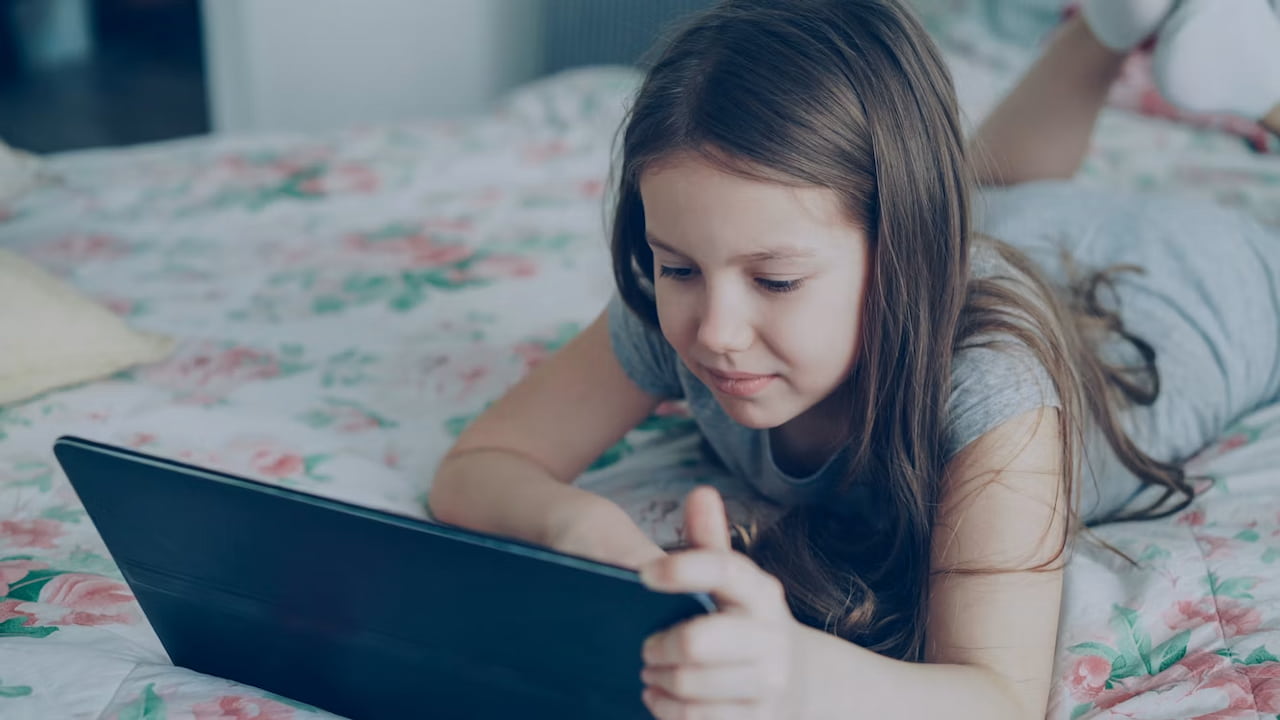 Countries curb children social media access