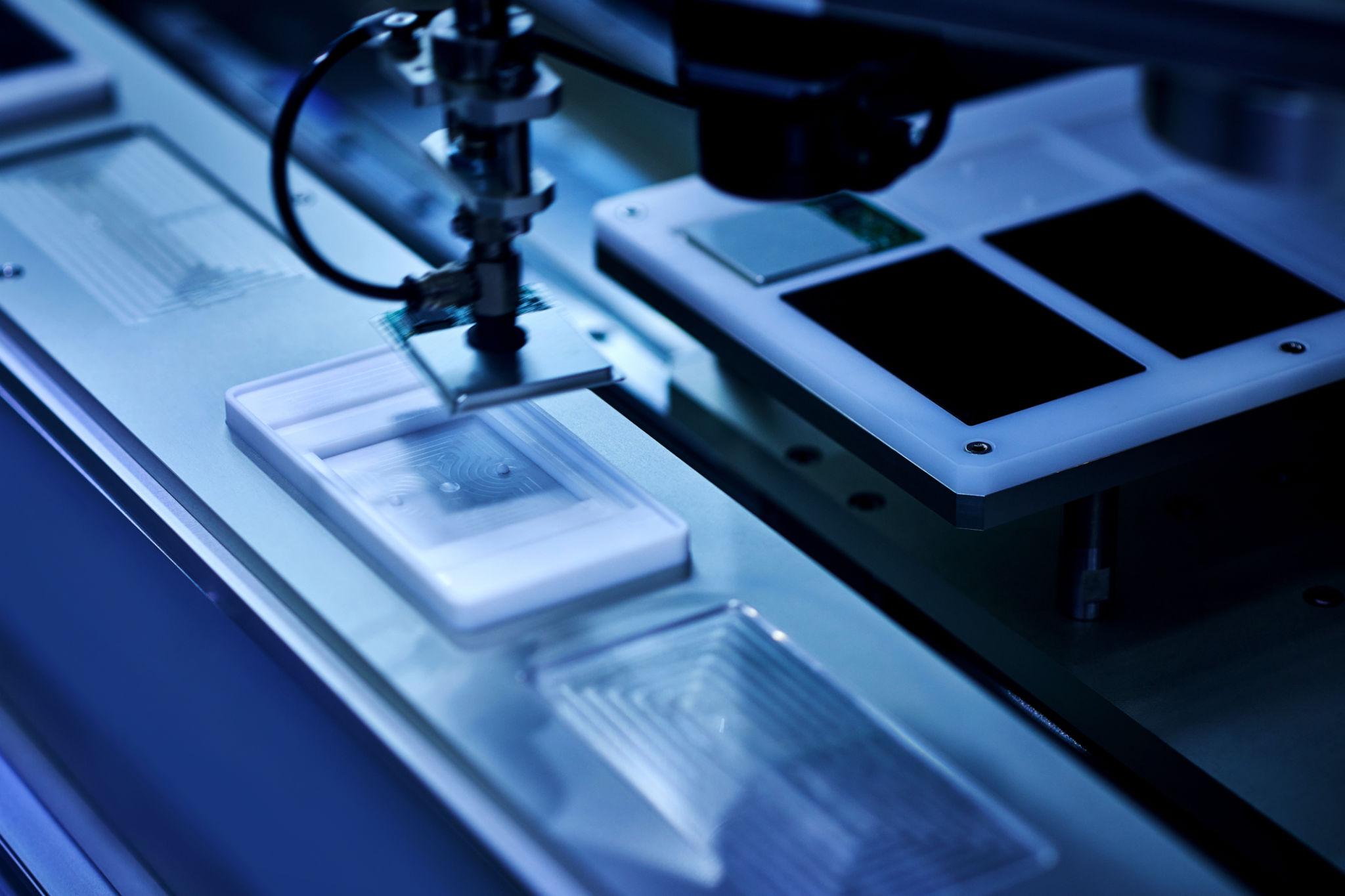 Smartphone Industry Outlook Highlights AI Boom and Slower Upgrades Global 2026 2 Smartphone manufacturing facility reflecting the smartphone industry outlook and supply chain trends