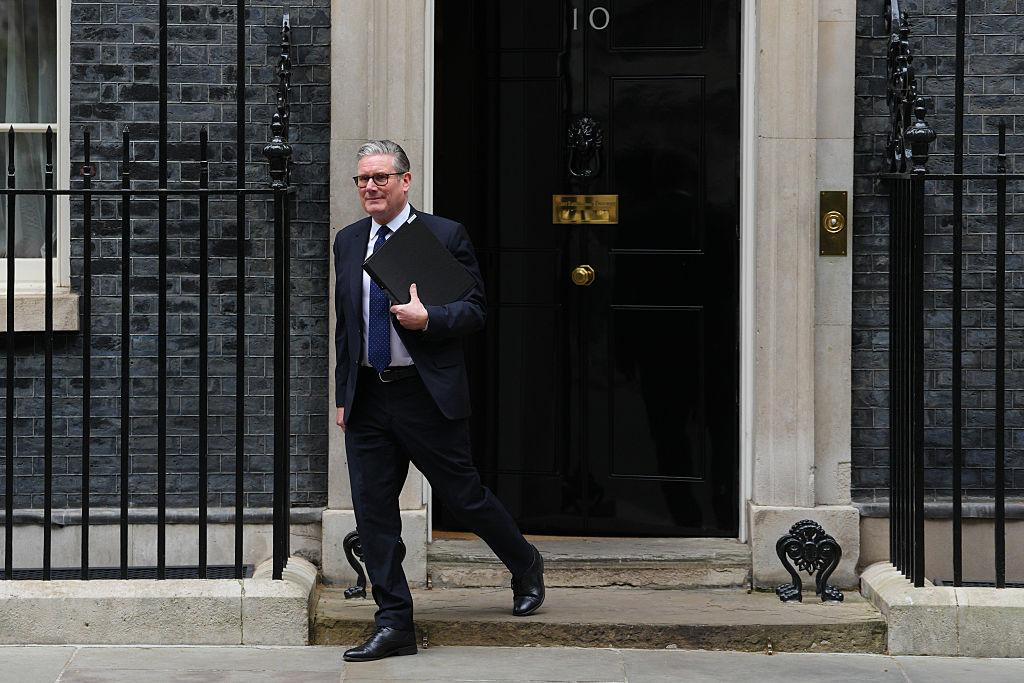 Keir Starmer resignation discussion continues outside the Palace of Westminster in London