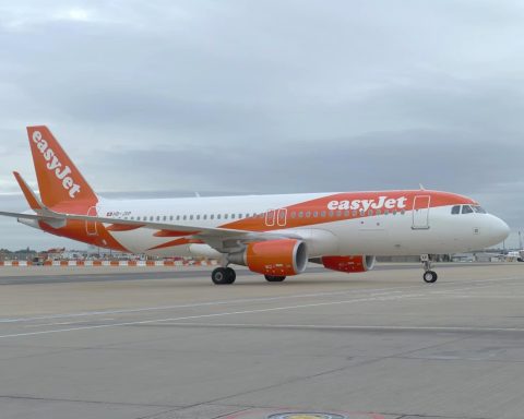 Heathrow Airport flight delays