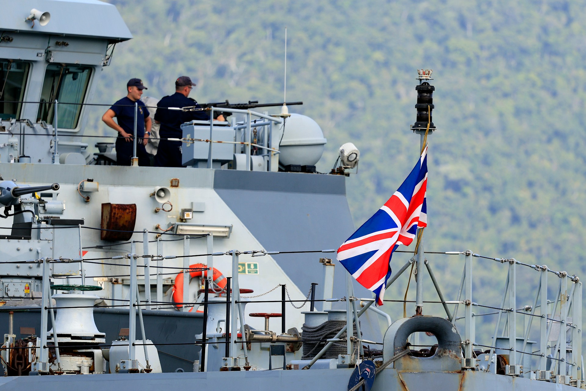 Government building and UK defence plan