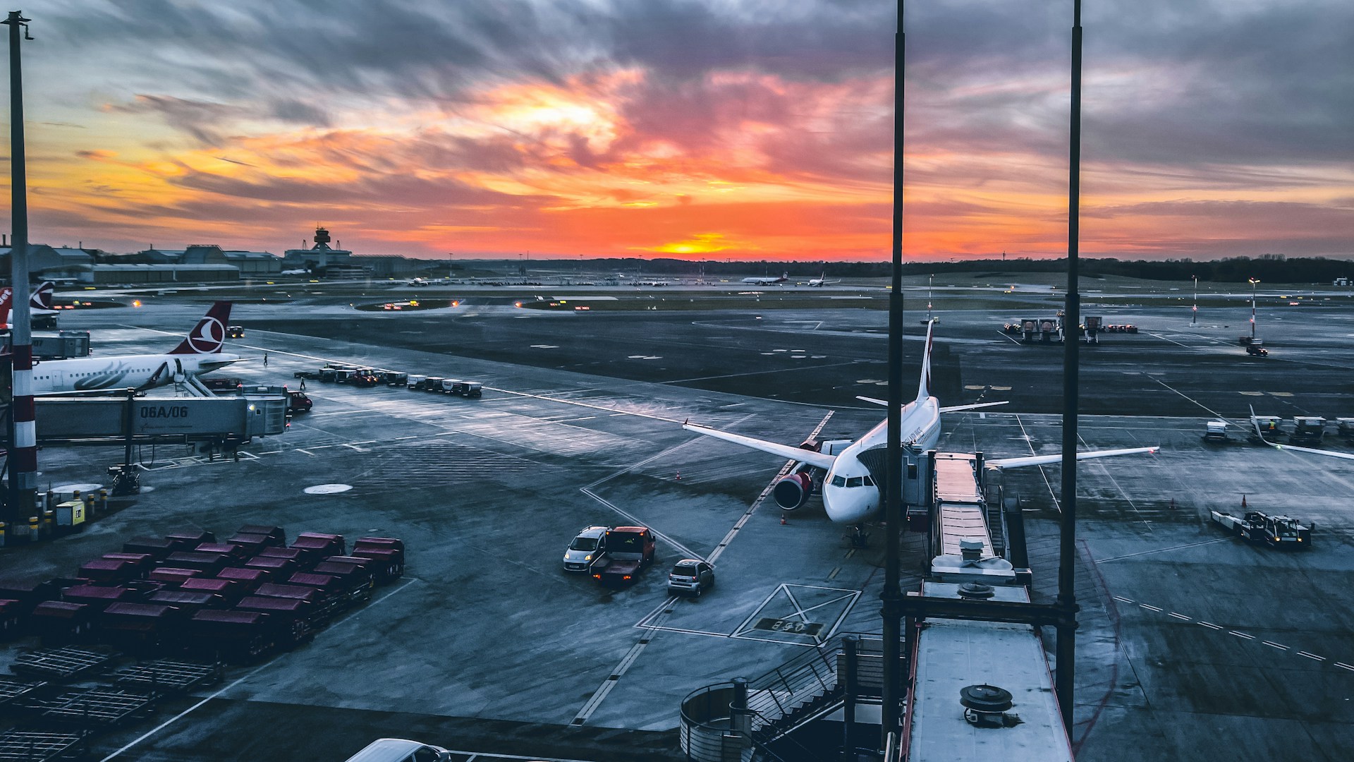 Hamburg Airport terminal during security incident