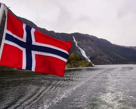 Norway plans ban on Israeli settlement trade