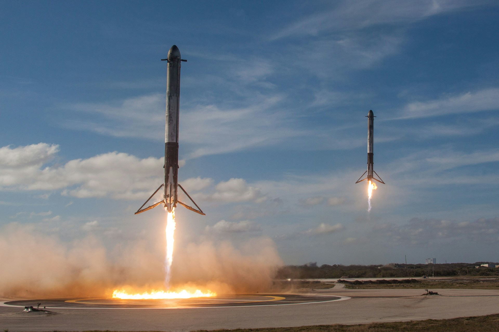 Wall Street banks promote SpaceX IPO