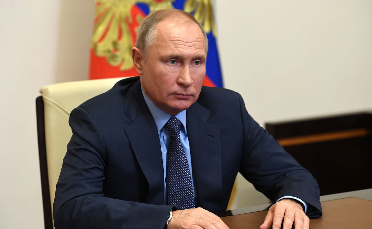 Vladimir Putin rejects Ukraine peace proposal