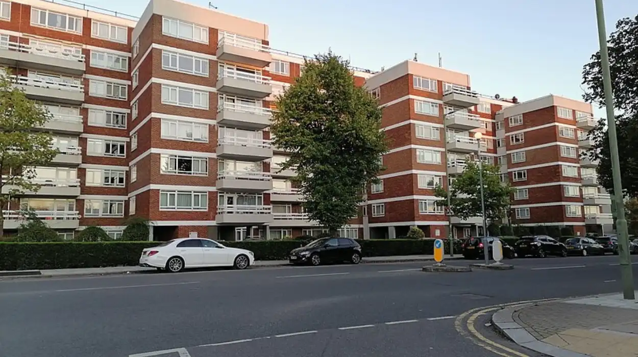 238-room hotel in Finchley Town Centre approved