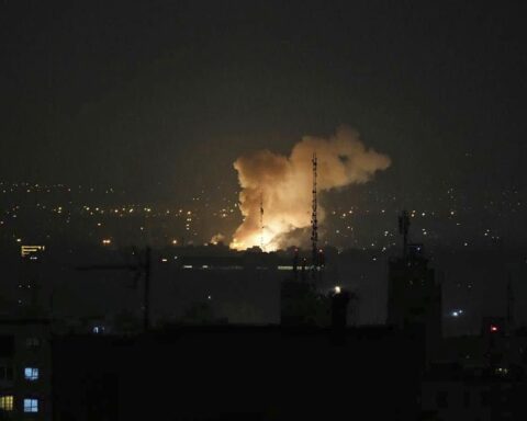 Gulf state explosions near US naval base in Bahrain strategic zone