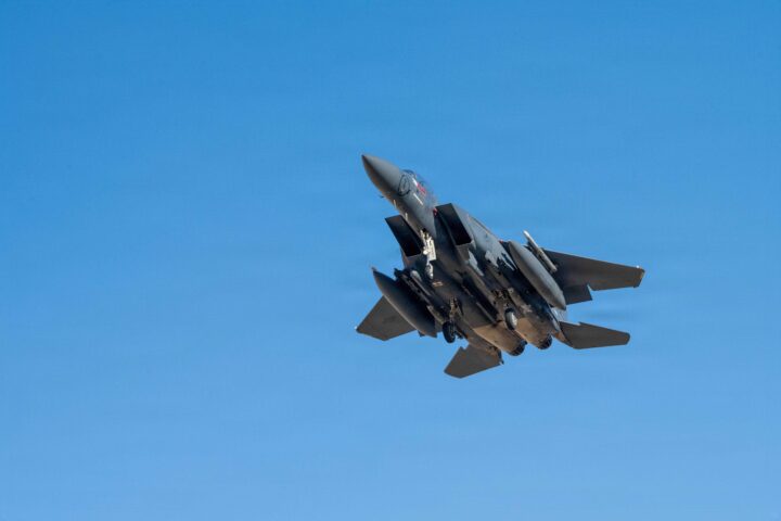 US fighter jets flying amid rising military escalation risk tensions