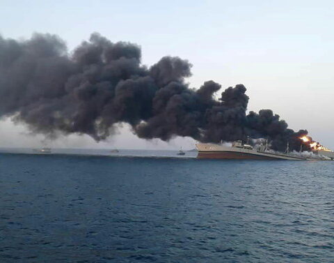 US torpedo strike destroying warship during naval confrontation in the Persian Gulf