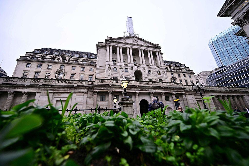 Young job seekers at UK job centre highlighting changes in the UK labor market