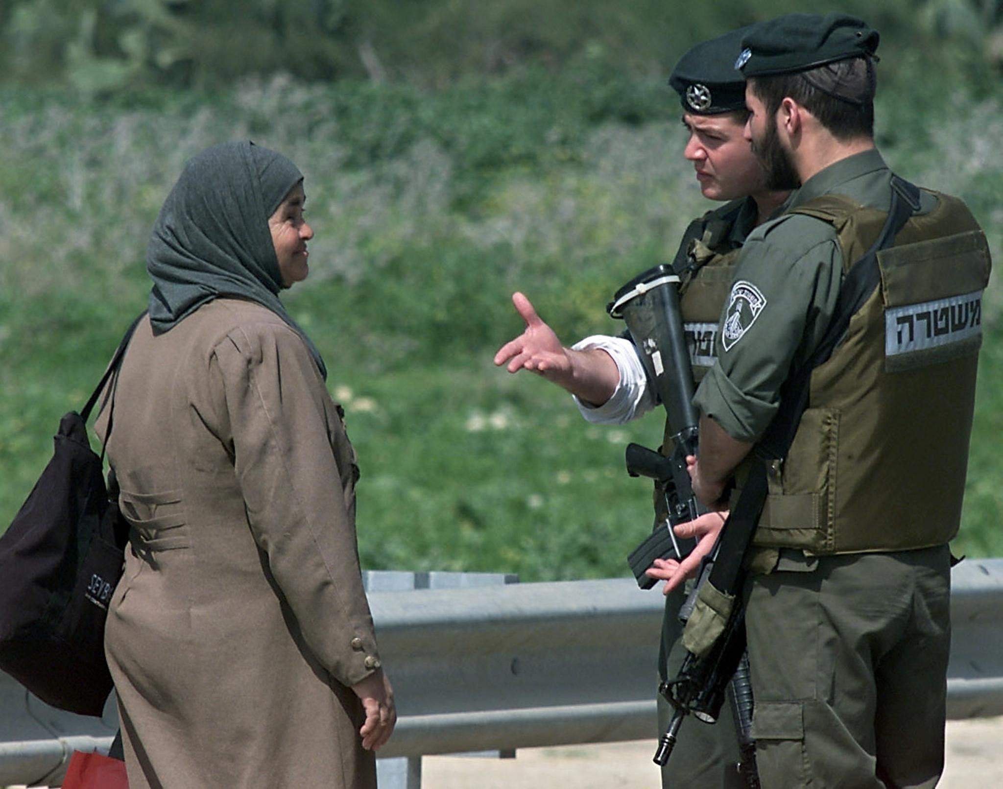 Global satellite internet policy tested by Iran Starlink arrests 2 global satellite internet policy and Starlink satellite dish technology used for internet access