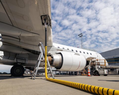 Aircraft refueling challenges caused by Cuba jet fuel shortage