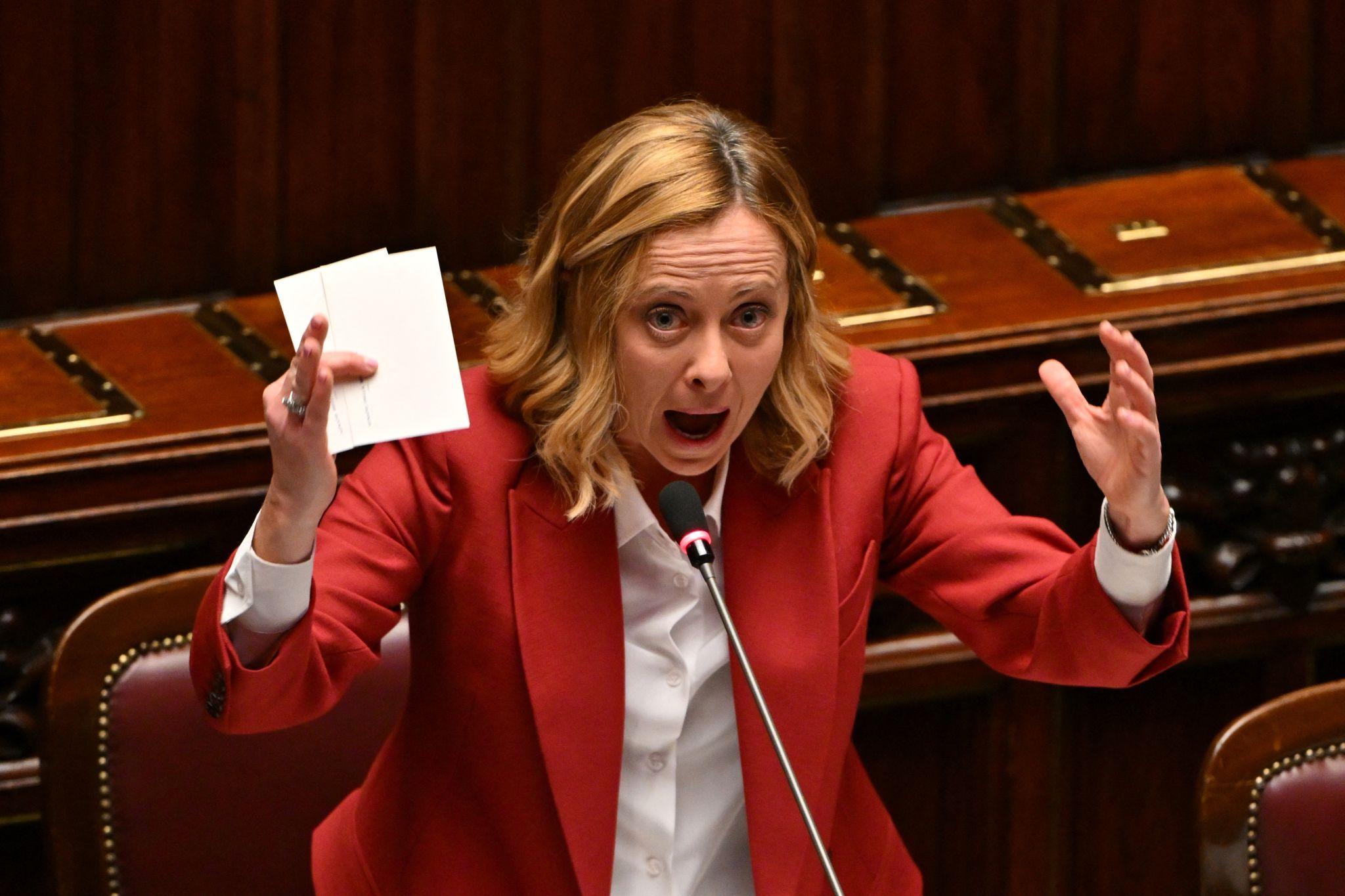 US Italy diplomatic tensions surge as Meloni rebukes Trump over Pope controversy 2 US Italy diplomatic tensions highlighted during Meloni press conference on global relations