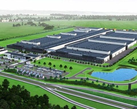 Foxconn EV expansion strengthens Europe electric vehicle production industry