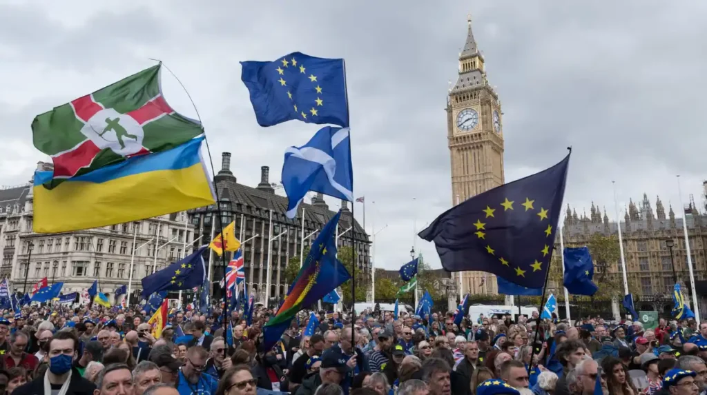 54% of Brits back rejoining EU, poll shows