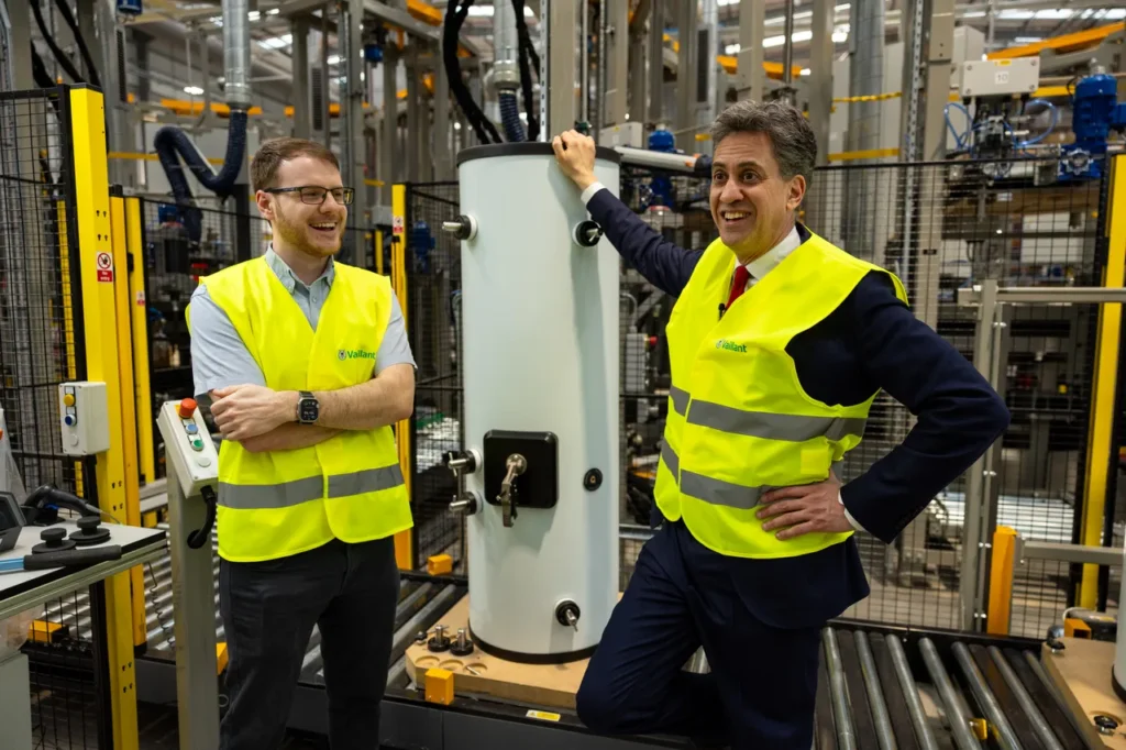 Solar installations expand renewable energy jobs UK workforce