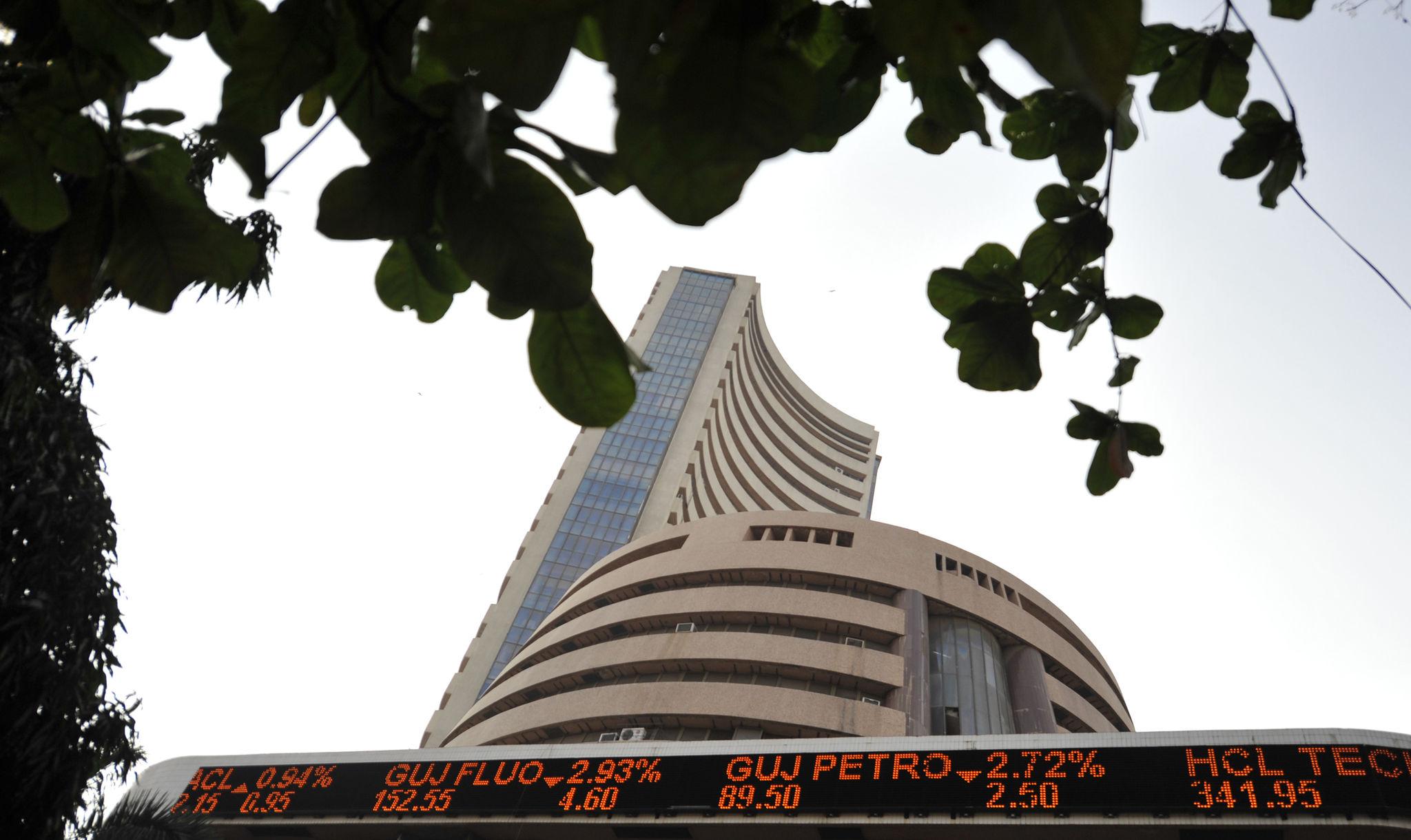 Indian Banking Stocks See Explosive Trading Swings Following Sector Pressure Mumbai 2026 3 Mumbai financial district amid Indian banking stocks market pressure