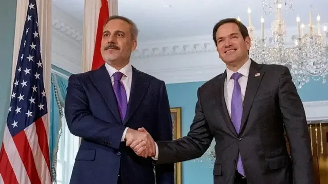 Gaza Peace Deal Under Pressure Gaza City 2026 3 Israeli forces near Gaza border during peace efforts